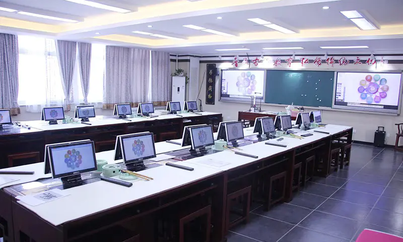 ITATOUCH learning touch display company for classroom